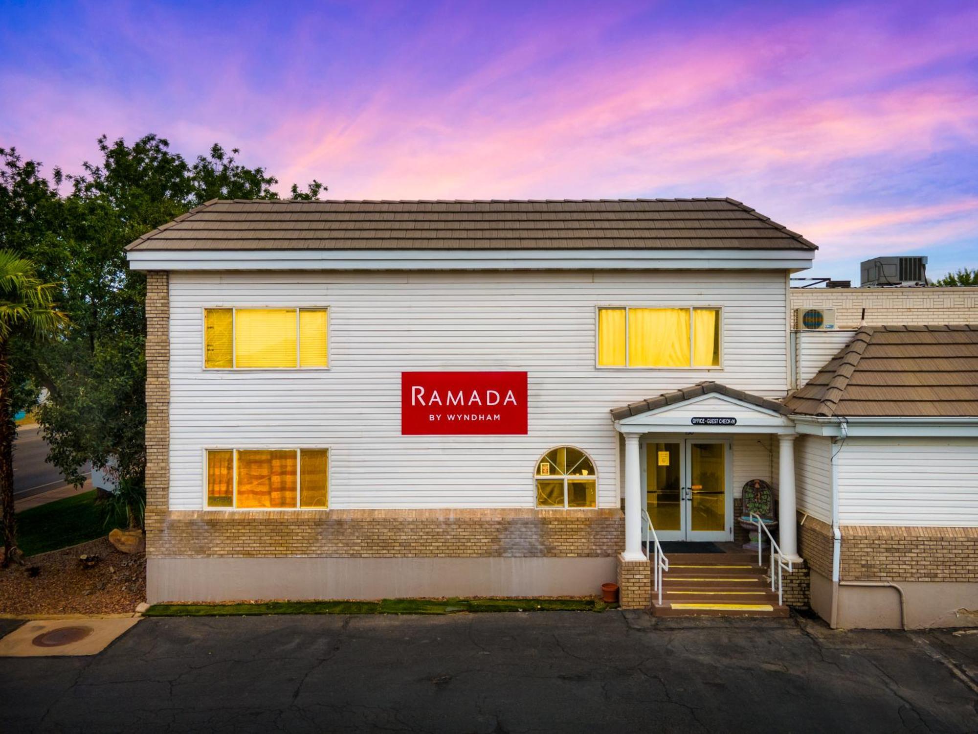 Ramada By Wyndham La Verkin Zion National Park Eksteriør bilde