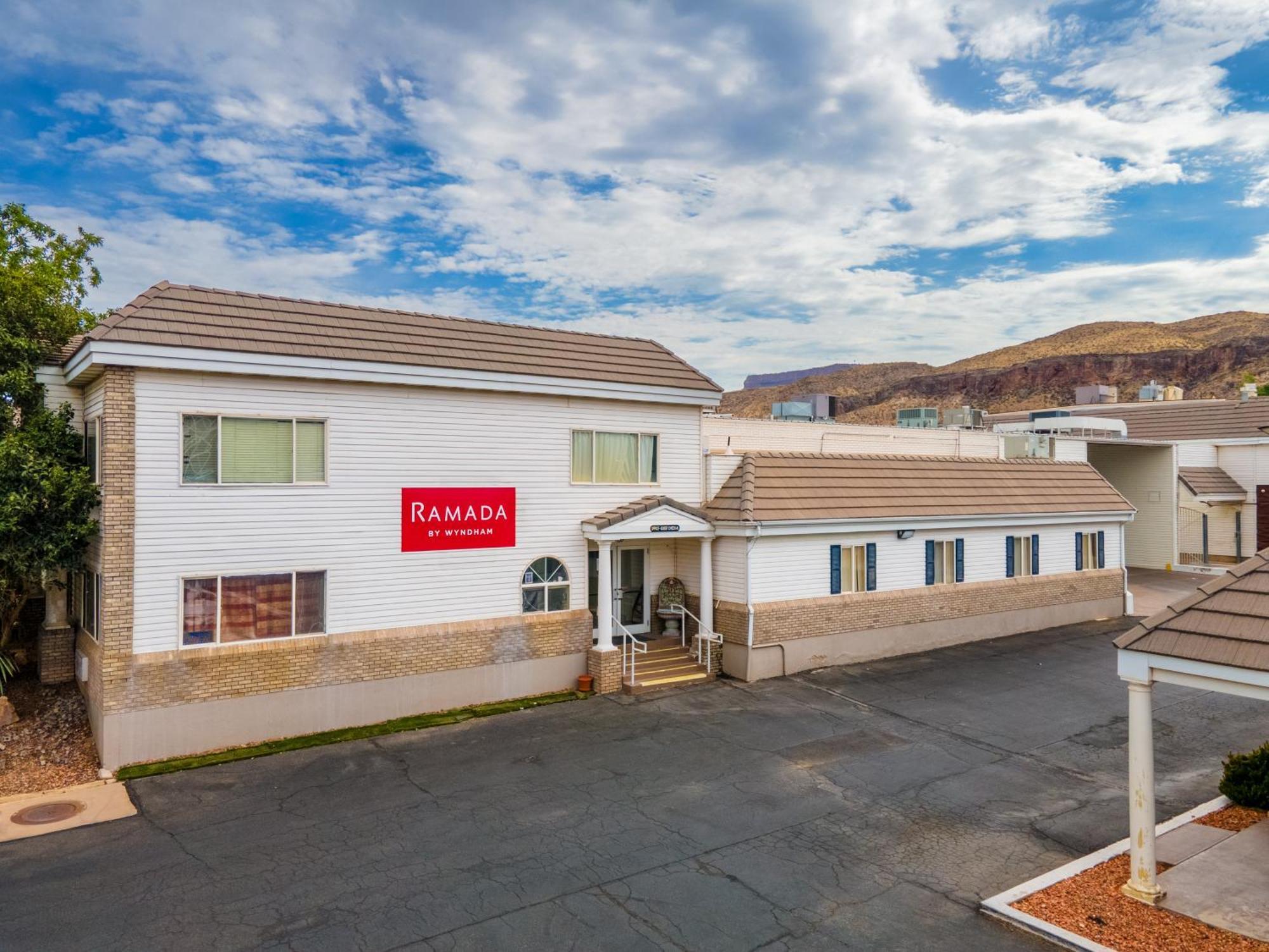 Ramada By Wyndham La Verkin Zion National Park Eksteriør bilde