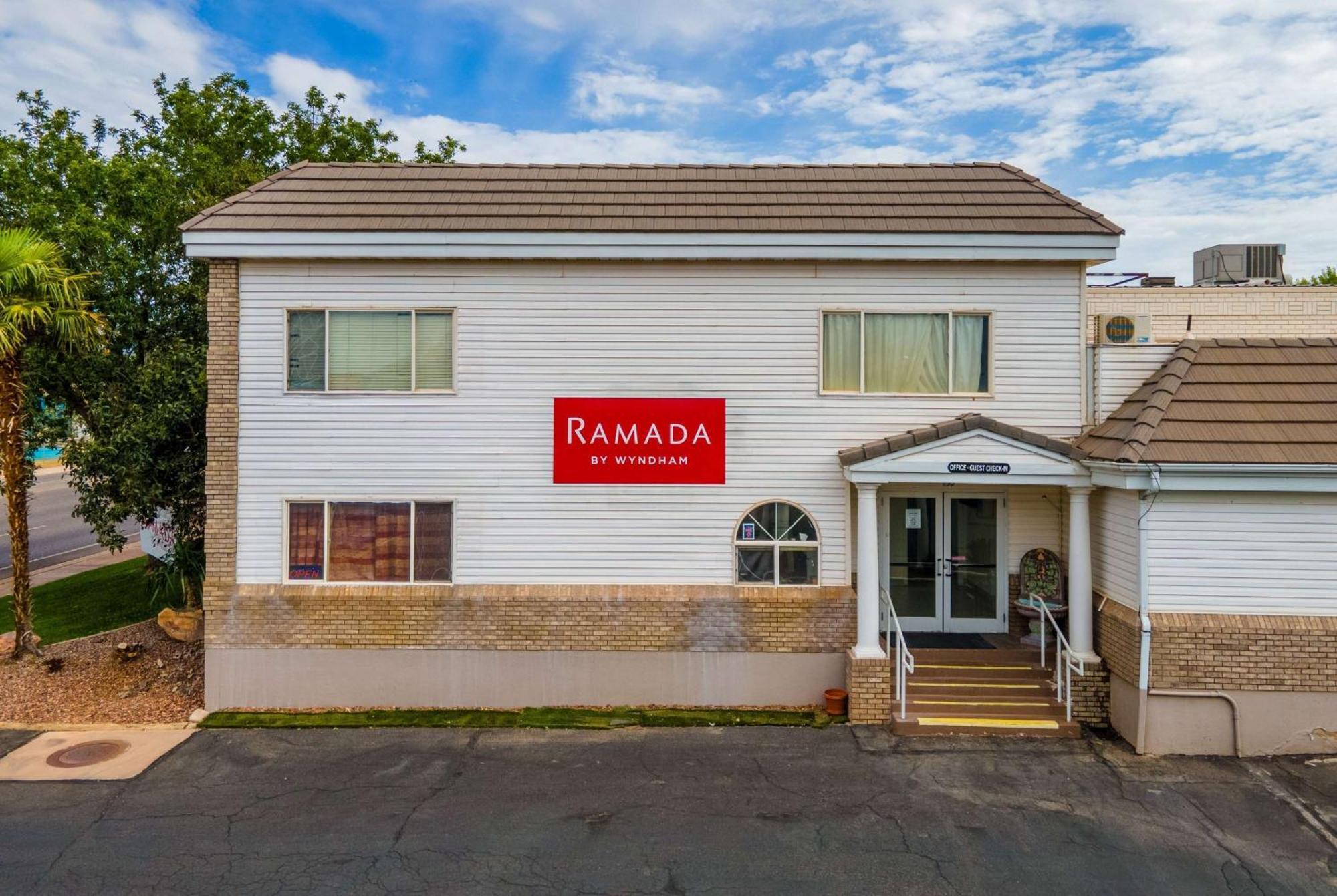 Ramada By Wyndham La Verkin Zion National Park Eksteriør bilde